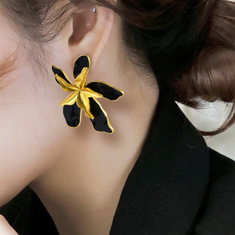 E&A LuxuriousMetal Flower Drops Glaze Earrings